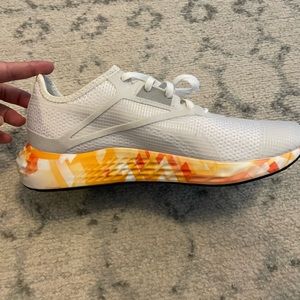 Women’s Reebok Size 9